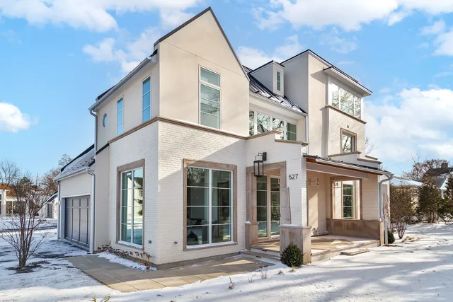 $2,399,000 | 527 Kensington Court, Hinsdale, IL 60521