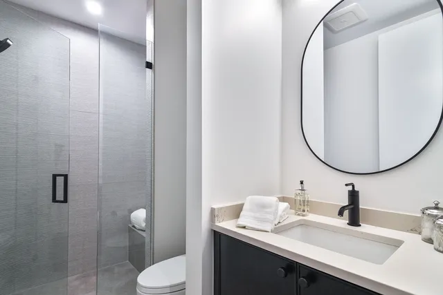 $2,399,000 | 527 Kensington Court, Hinsdale, IL 60521