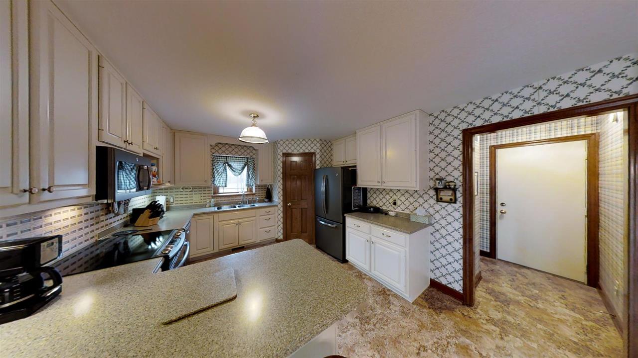 2970 North Rangeline Road Huntington, IN 46750 - Photo 16 of 35 Gallery Image 16