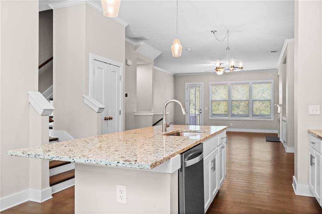 2180 Colvin Court Northwest Atlanta, GA 30318 - Photo 17 of 37