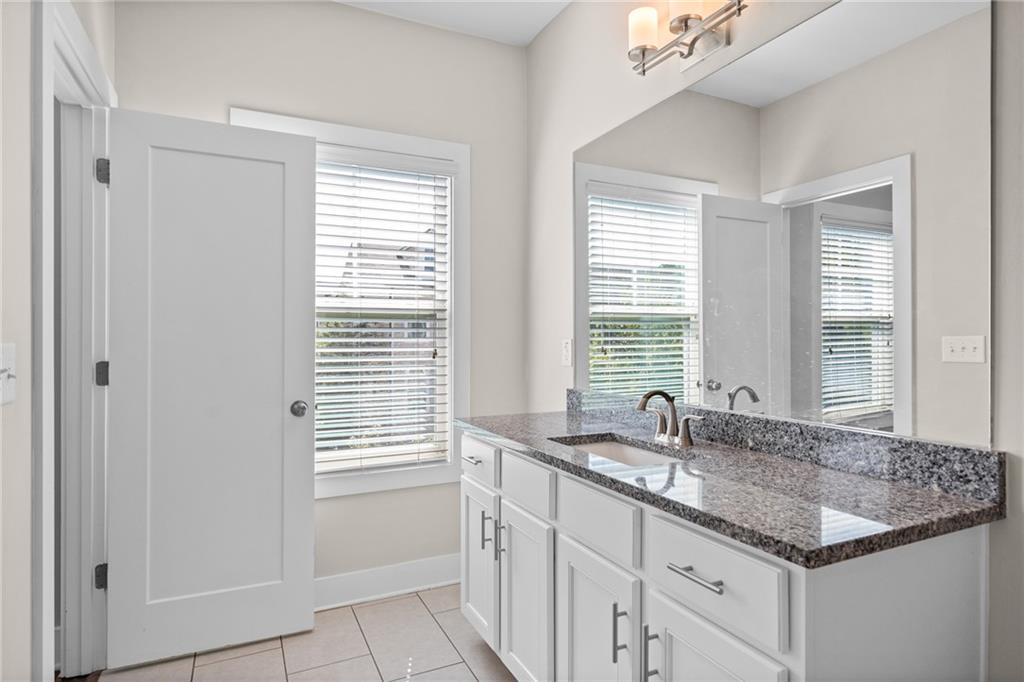 2180 Colvin Court Northwest Atlanta, GA 30318 - Photo 27 of 37