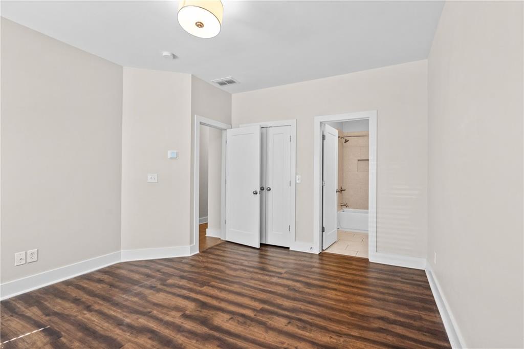 2180 Colvin Court Northwest Atlanta, GA 30318 - Photo 7 of 37