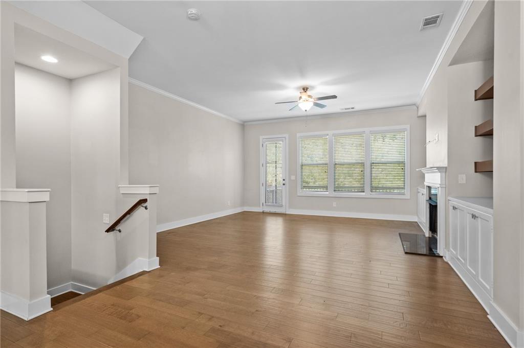 2180 Colvin Court Northwest Atlanta, GA 30318 - Photo 10 of 37