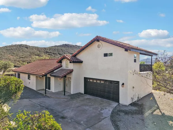 $810,000 | 24485 Del Amo Road, Ramona, CA 92065
