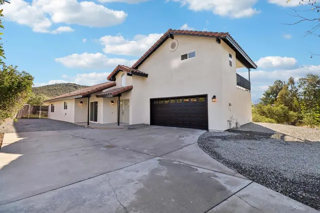 $829,000 | 24485 Del Amo Road, Ramona, CA 92065