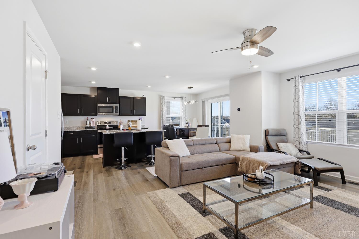 109 Robinia Road Lynchburg, VA 24501 - Photo 2 of 46