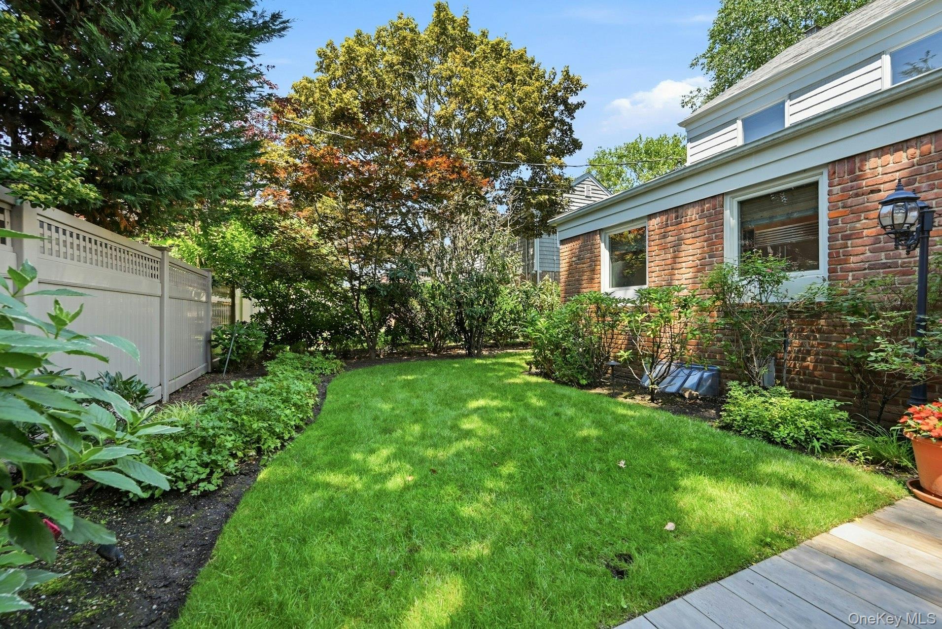 58 Reeve Road Rockville Centre, NY 11570 - Photo 33 of 35 Gallery Image 33