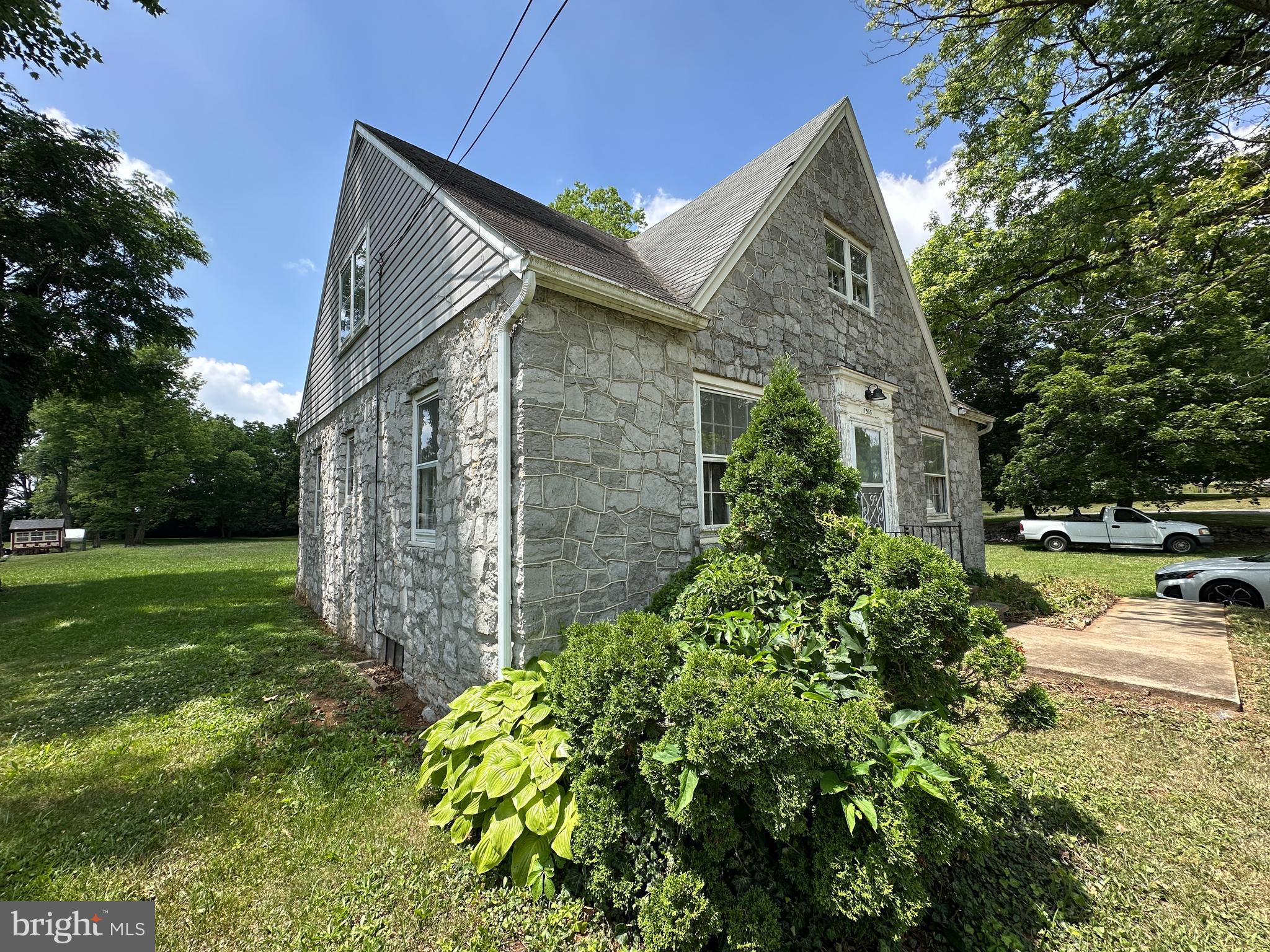 17905 Broadfording Road Hagerstown, MD 21740 - Photo 3 of 64