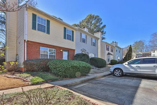$225,000 | 6390 Wedgeview Drive, Tucker, GA 30084