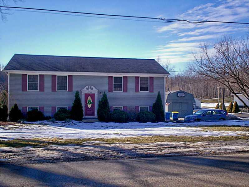 2694 Savannah Road New Castle, PA 16101 - Photo 1 of 15 Exterior Front.