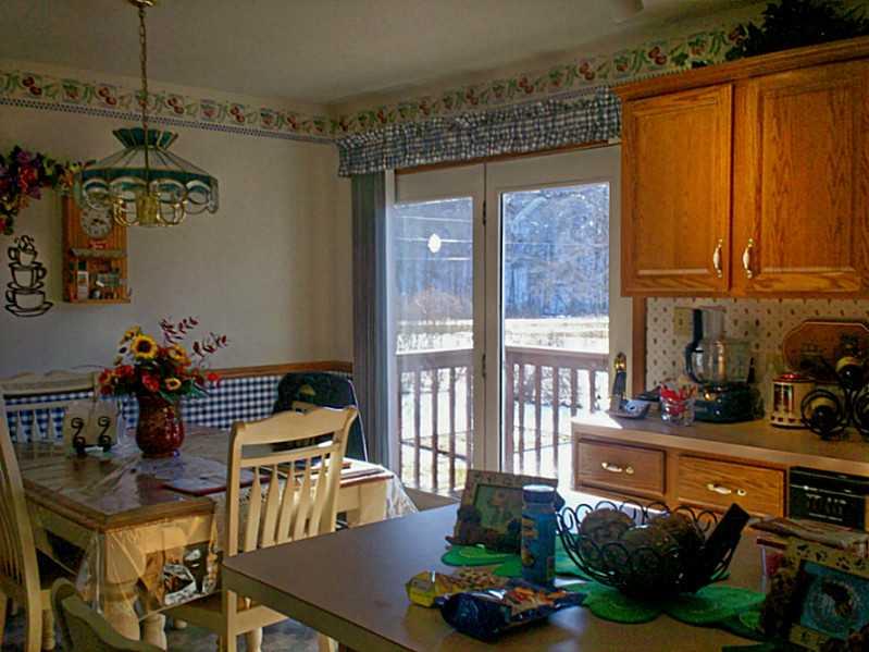 2694 Savannah Road New Castle, PA 16101 - Photo 4 of 15 Dining Room.