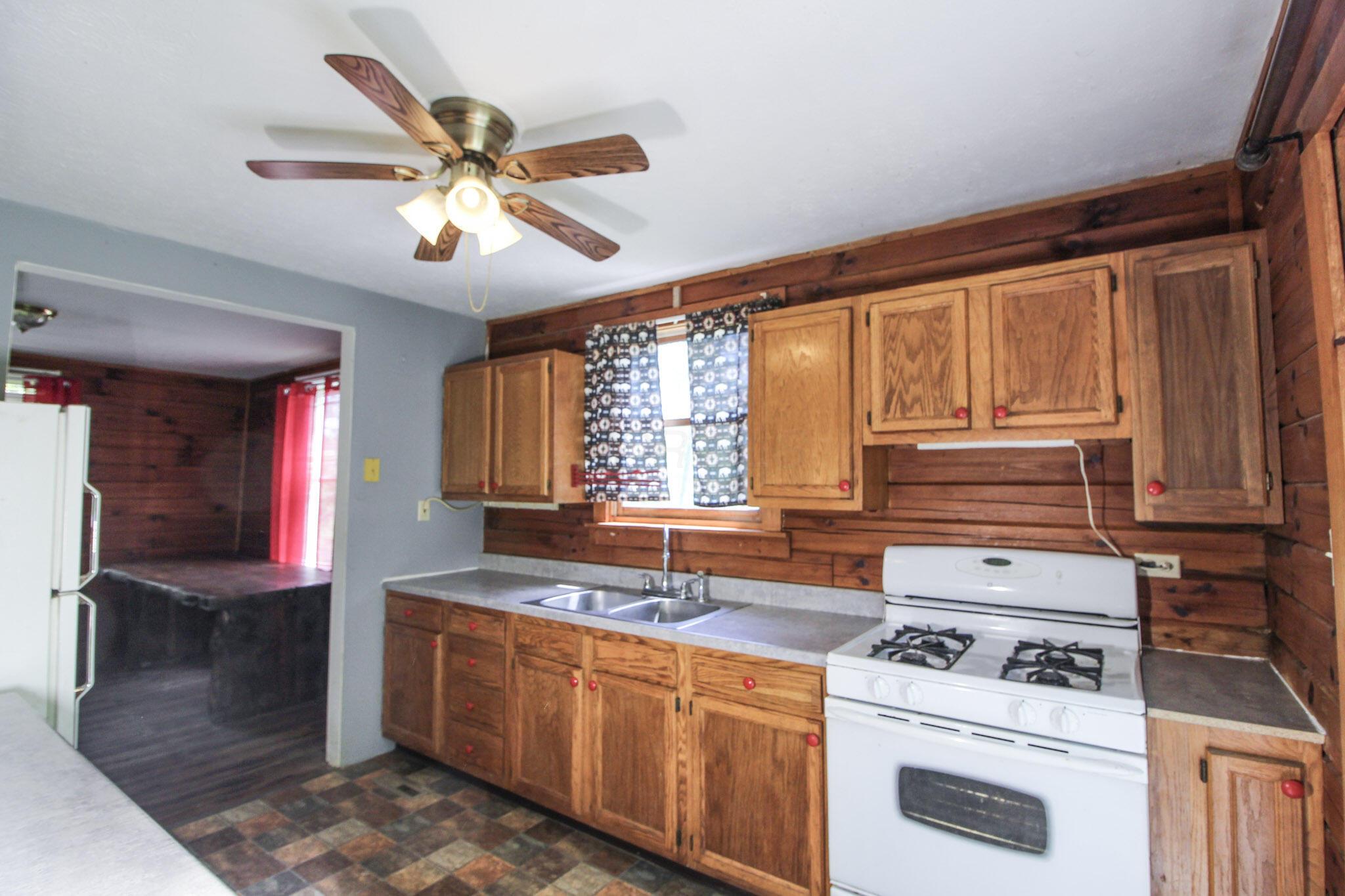 45095 West Union Road Sardis, OH 43946 - Photo 10 of 28 8
