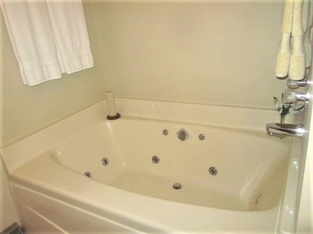 611 Lake Summerset Road Lake Summerset, IL 61019 - Photo 12 of 25 Gallery Image 12