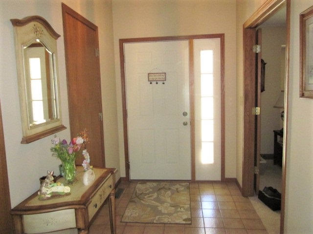 611 Lake Summerset Road Lake Summerset, IL 61019 - Photo 16 of 25 Gallery Image 16