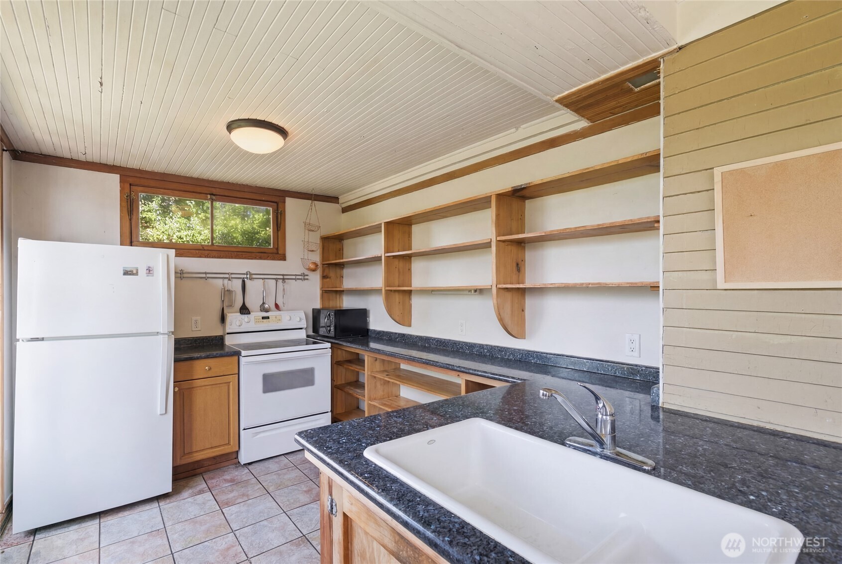 802 16th Avenue Seattle, WA 98122 - Photo 26 of 40
