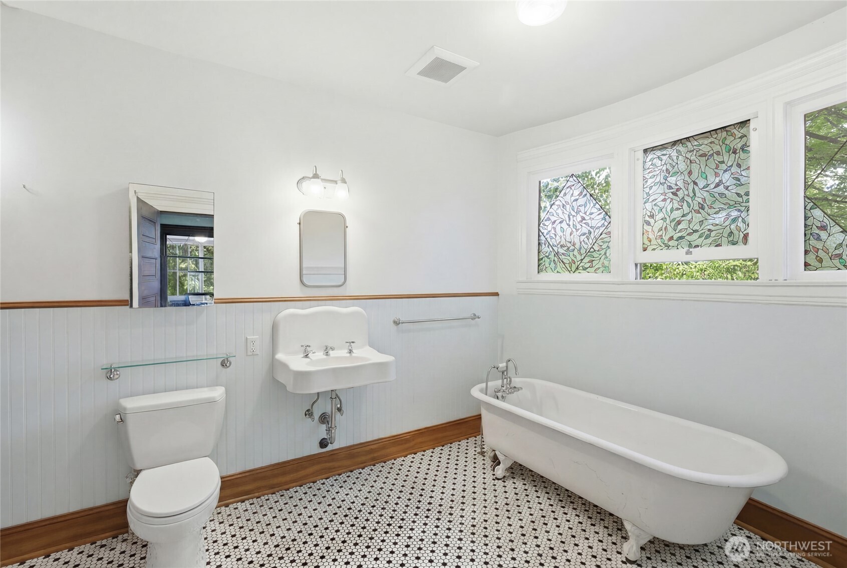 802 16th Avenue Seattle, WA 98122 - Photo 29 of 40