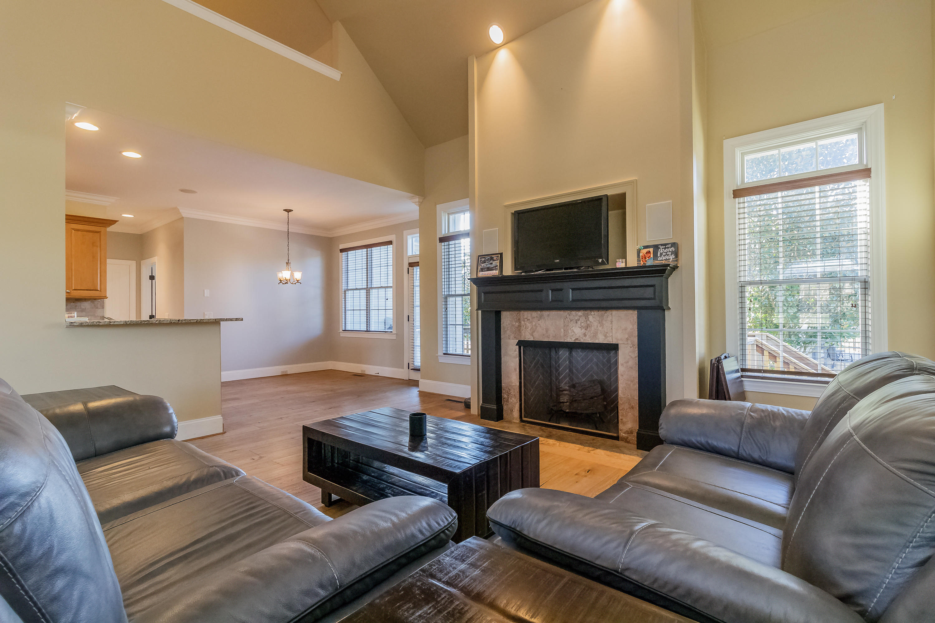 12 Pheonix Circle Rock Spring, GA 30739 - Photo 12 of 60 Living Area