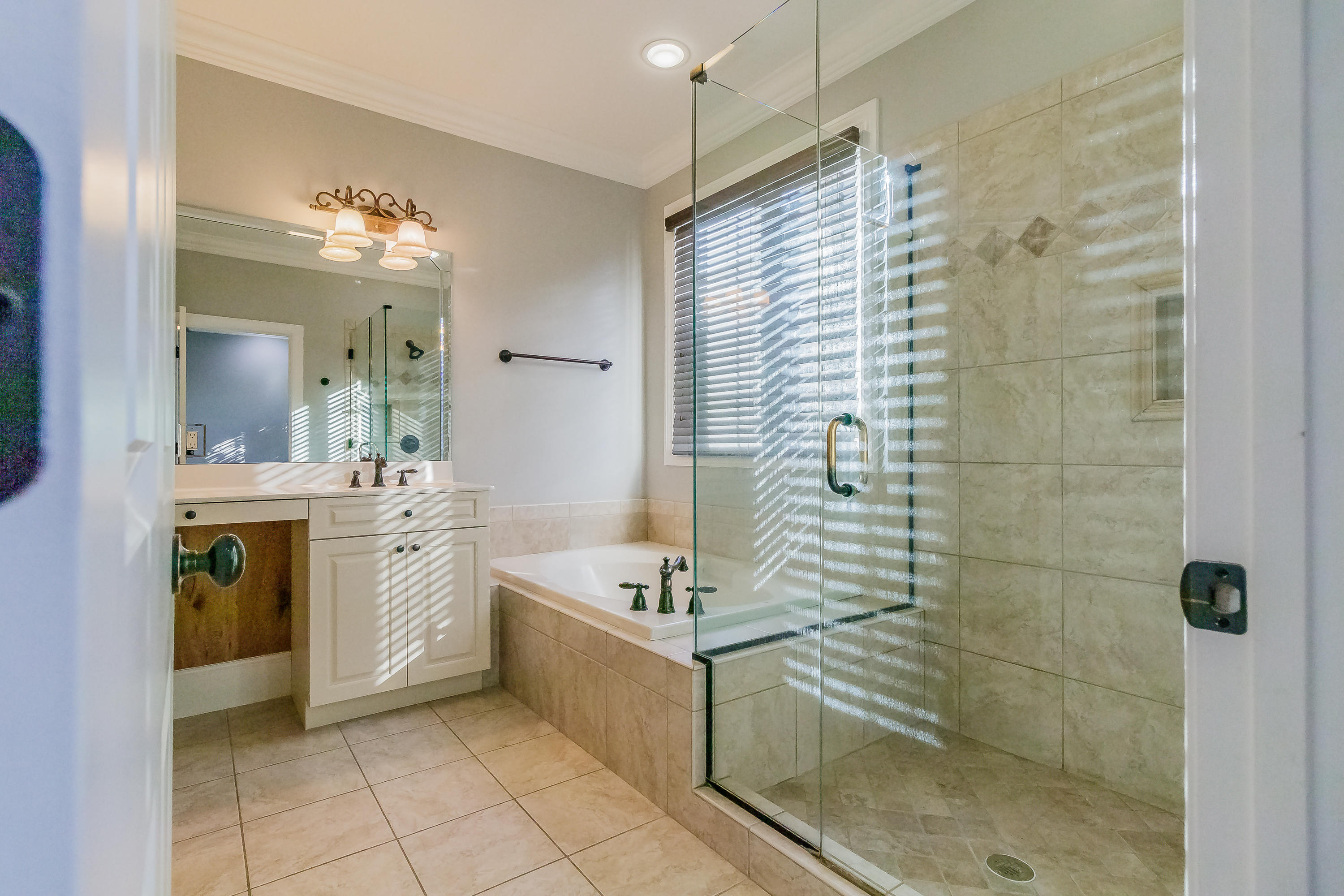 12 Pheonix Circle Rock Spring, GA 30739 - Photo 28 of 60 Master Bathroom
