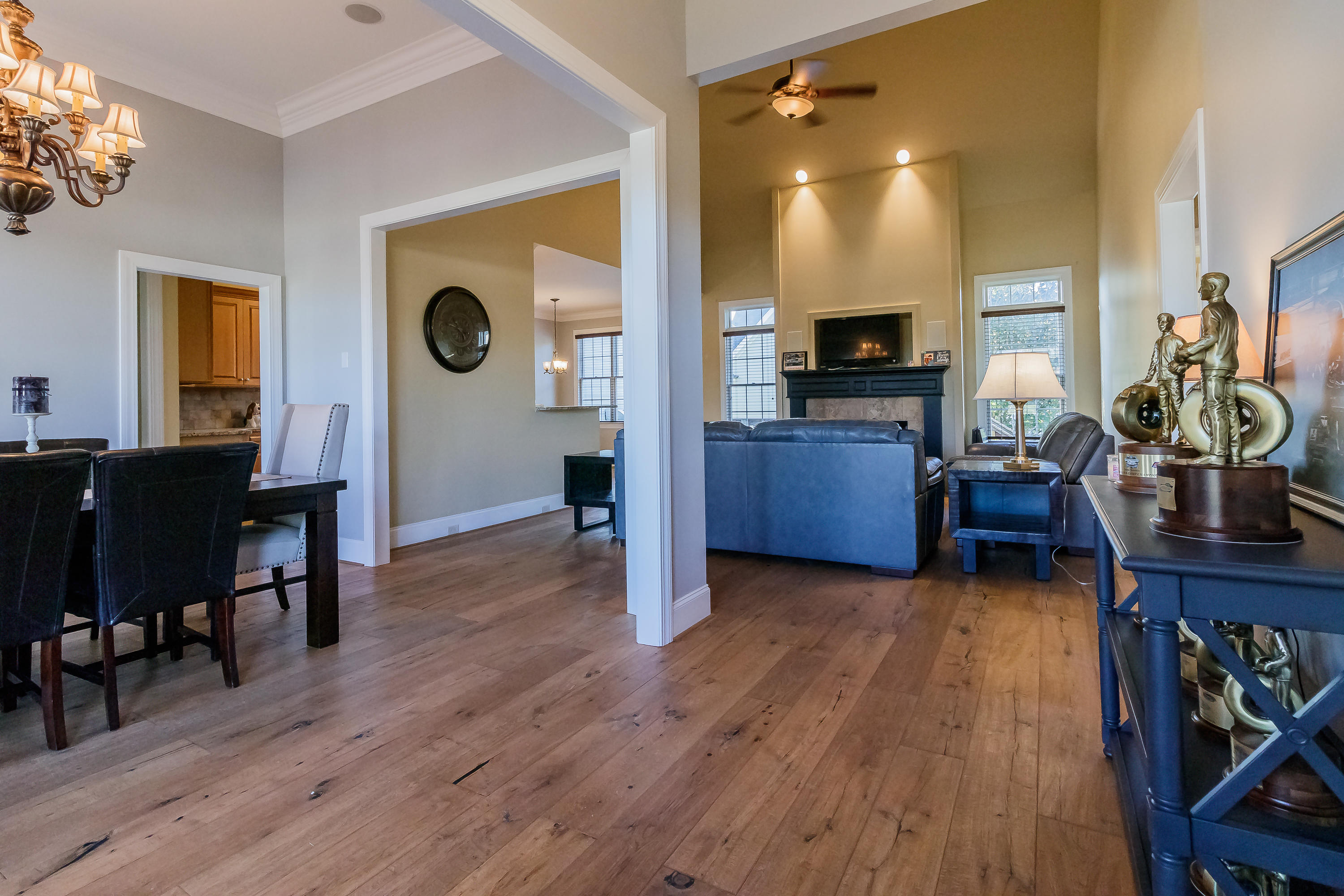 12 Pheonix Circle Rock Spring, GA 30739 - Photo 3 of 60 Foyer