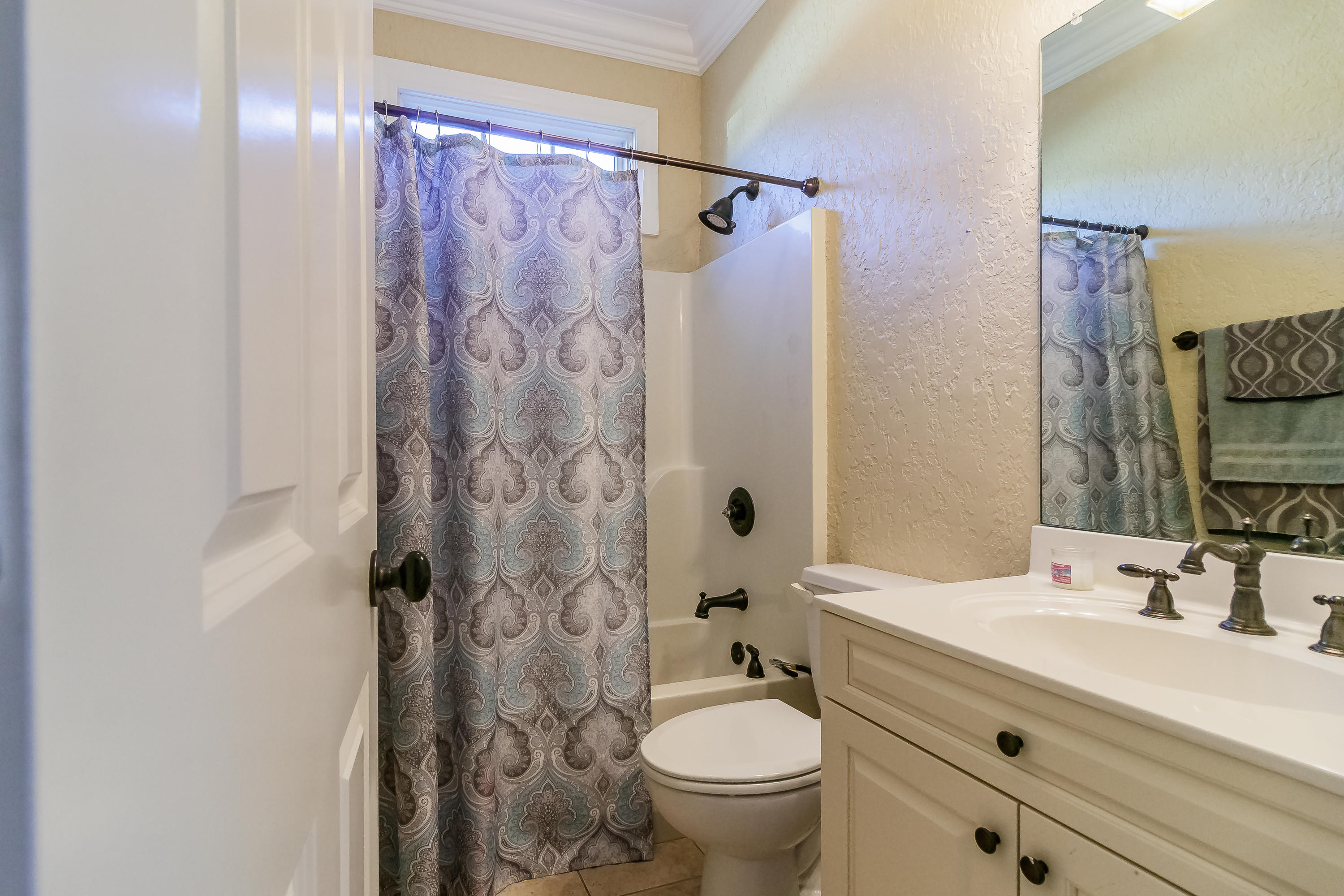 12 Pheonix Circle Rock Spring, GA 30739 - Photo 35 of 60 Hall Bathroom