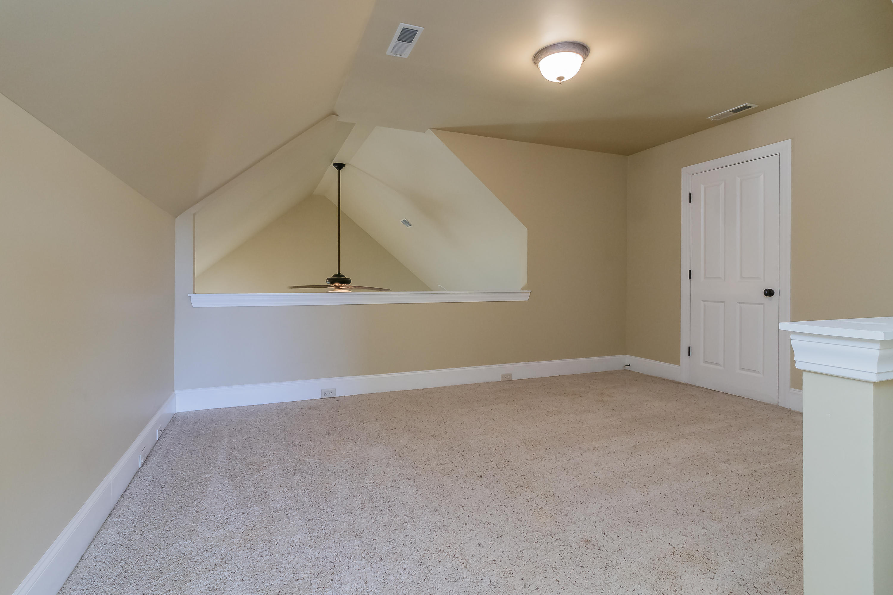 12 Pheonix Circle Rock Spring, GA 30739 - Photo 41 of 60 Loft