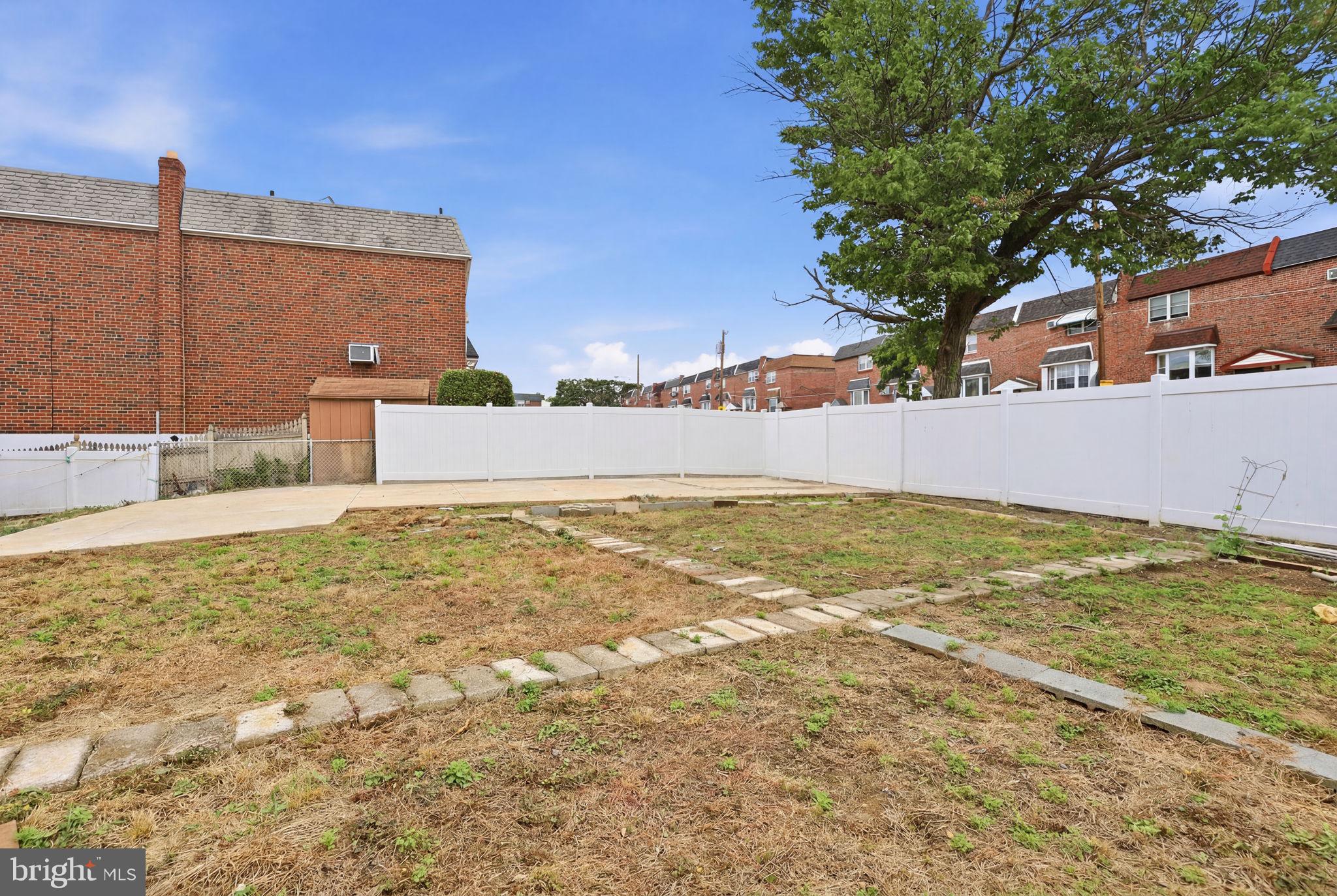 3811 Salina Road Philadelphia, PA 19154 - Photo 35 of 48 Spacious yard ready for your vision.