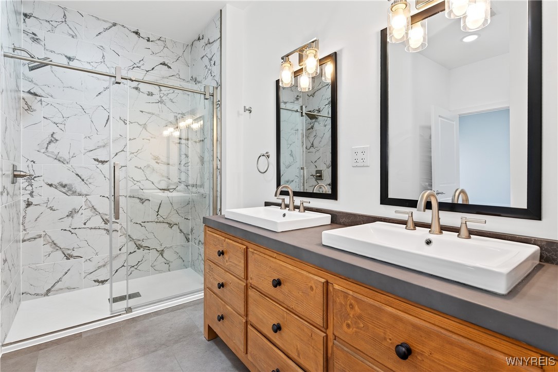 6429 Hamm Road Lockport Town, NY 14094 - Photo 20 of 42