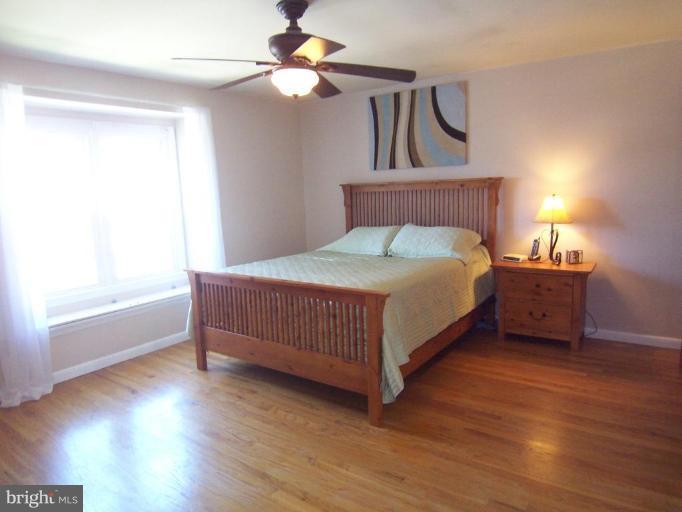 3629 Greenvale Road Baltimore, MD 21229 - Photo 12 of 30 Master Bedroom