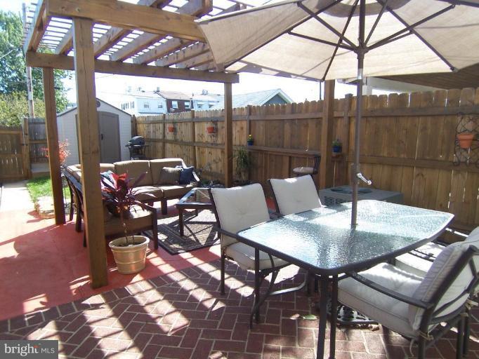 3629 Greenvale Road Baltimore, MD 21229 - Photo 22 of 30 Back yard