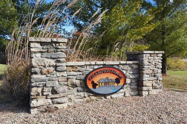 $99,500 | 61 Champion Circle, Troy, MO 63379