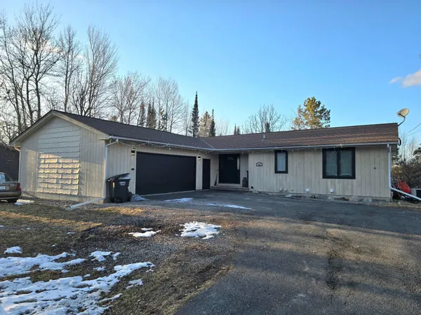 $379,000 | 312 Shorewood Drive, International Falls, MN 56649