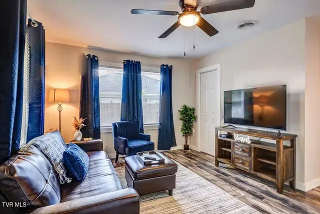 $1,400 | 1330 East Sevier Avenue, Kingsport, TN 37664