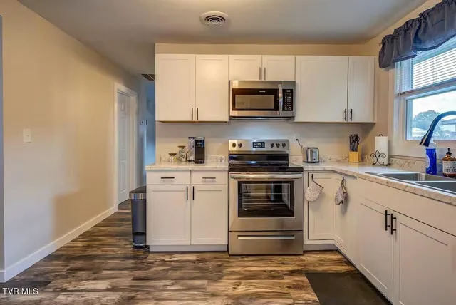 $1,400 | 1330 East Sevier Avenue, Kingsport, TN 37664