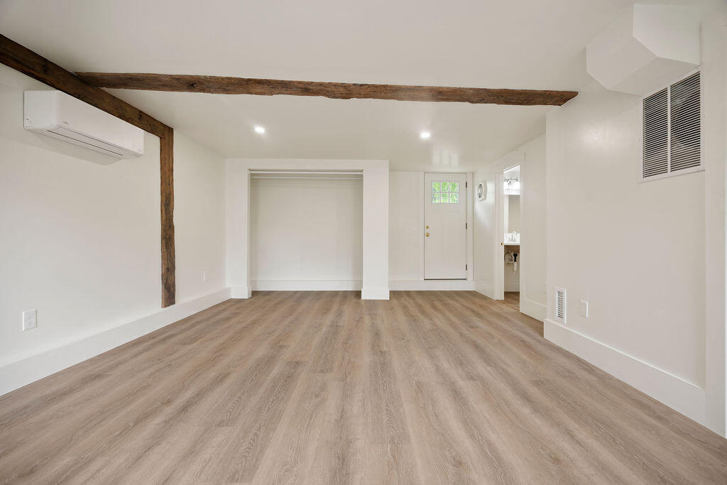 427 Haley Road Kittery, ME 03905 - Photo 9 of 36 IMG_0375