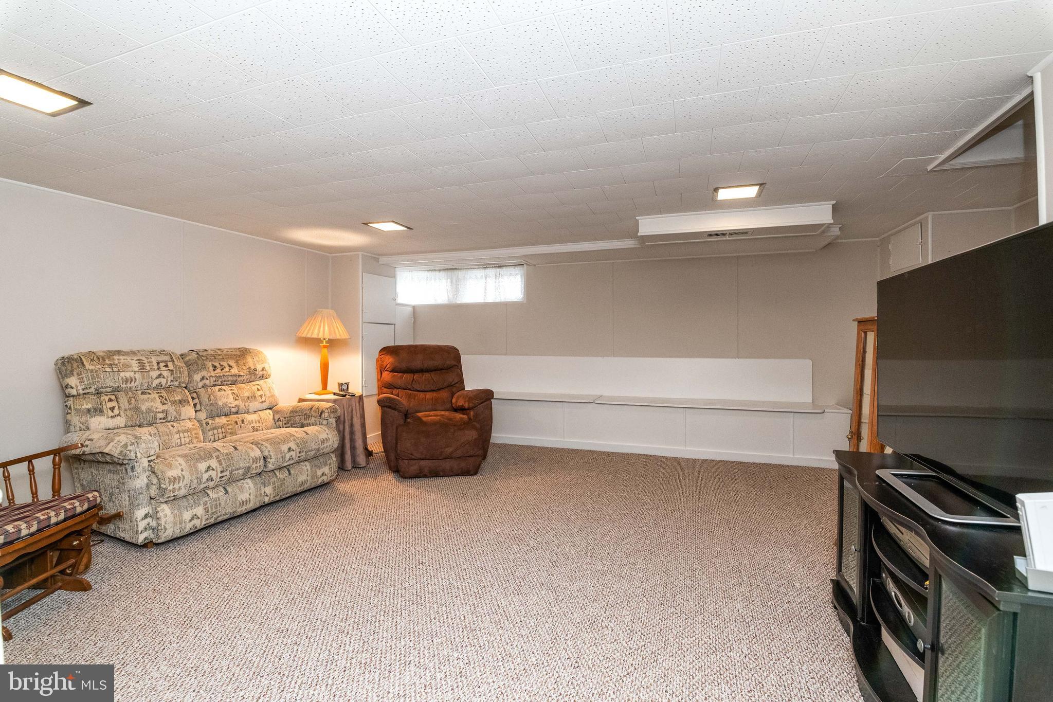 1749 Glen Ridge Road Towson, MD 21286 - Photo 24 of 34