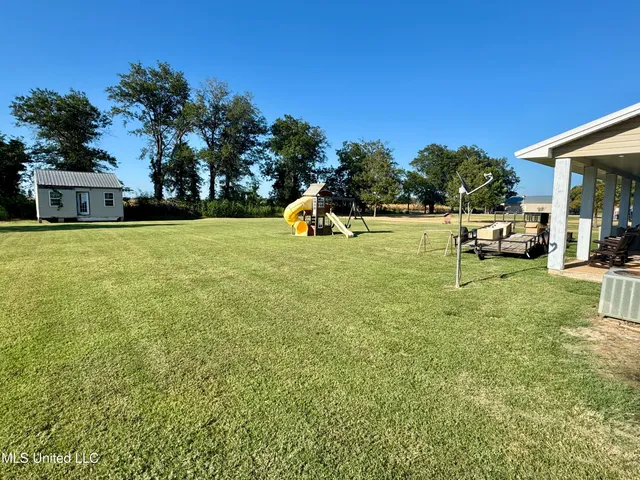 $460,000 | 64 Horseshoe Drive, Merigold, MS 38759