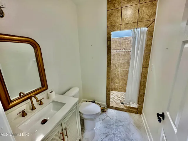 $460,000 | 64 Horseshoe Drive, Merigold, MS 38759