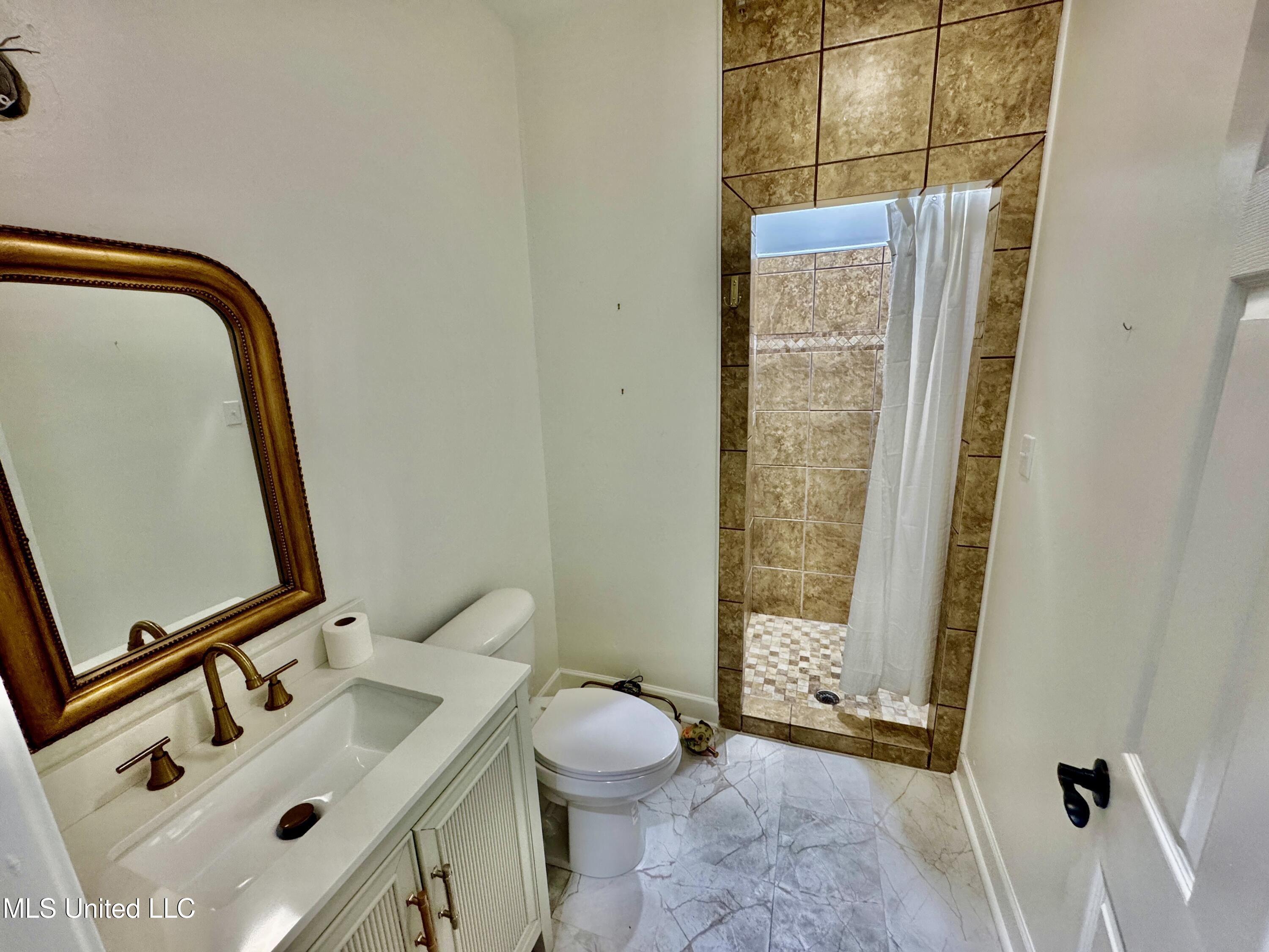 64 Horseshoe Drive Merigold, MS 38759 - Photo 9 of 24 FullSizeRender (8)