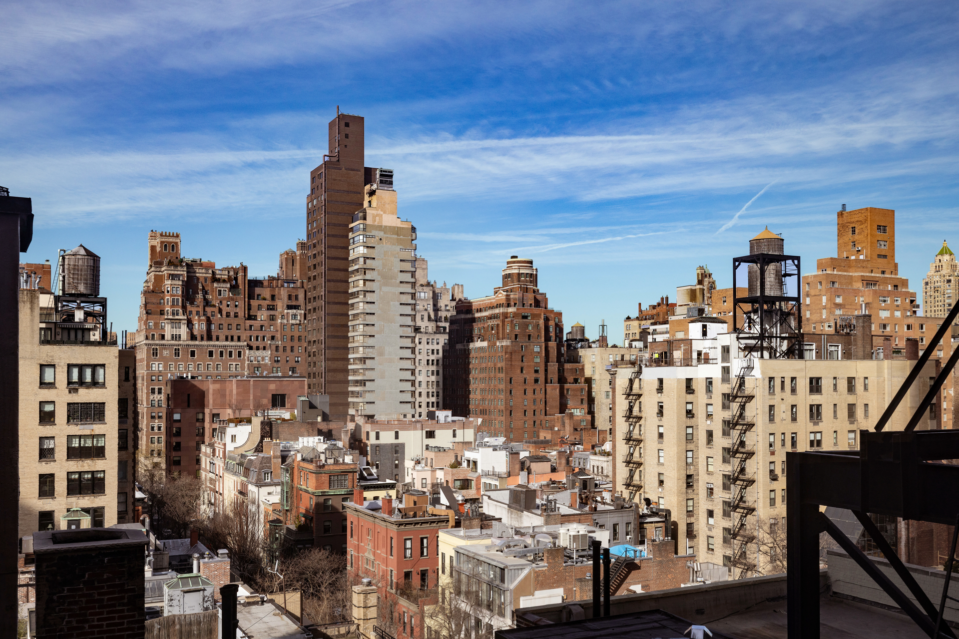 188 East 70th Street, Unit 11D Manhattan, NY 10021 - Photo 13 of 14 a picture of city view