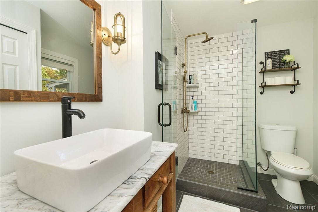 379 Welch Road Northville, MI 48167 - Photo 14 of 22 Master Bath.jpg