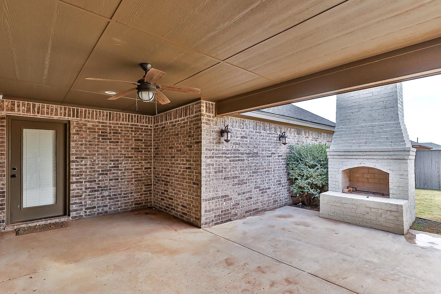 3633 133rd Street Lubbock, TX 79423 - Photo 41 of 46 a view of a garage with an empty space