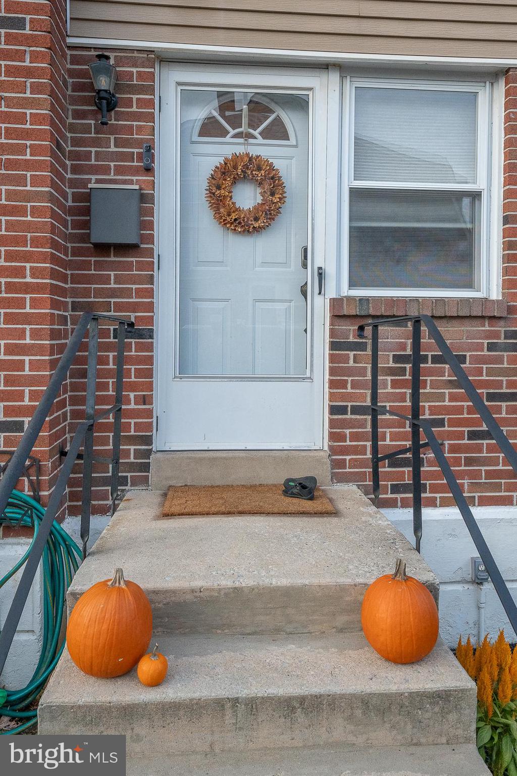 825 Hood Road Swarthmore, PA 19081 - Photo 4 of 56
