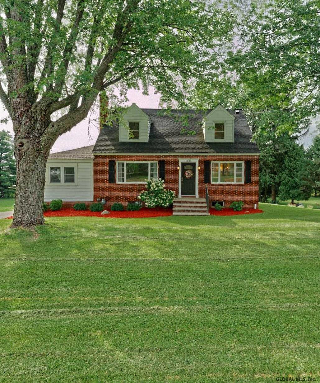 1043 Loudon Road Cohoes, NY 12047 - Photo 2 of 41 1043 New Loudon Rd.