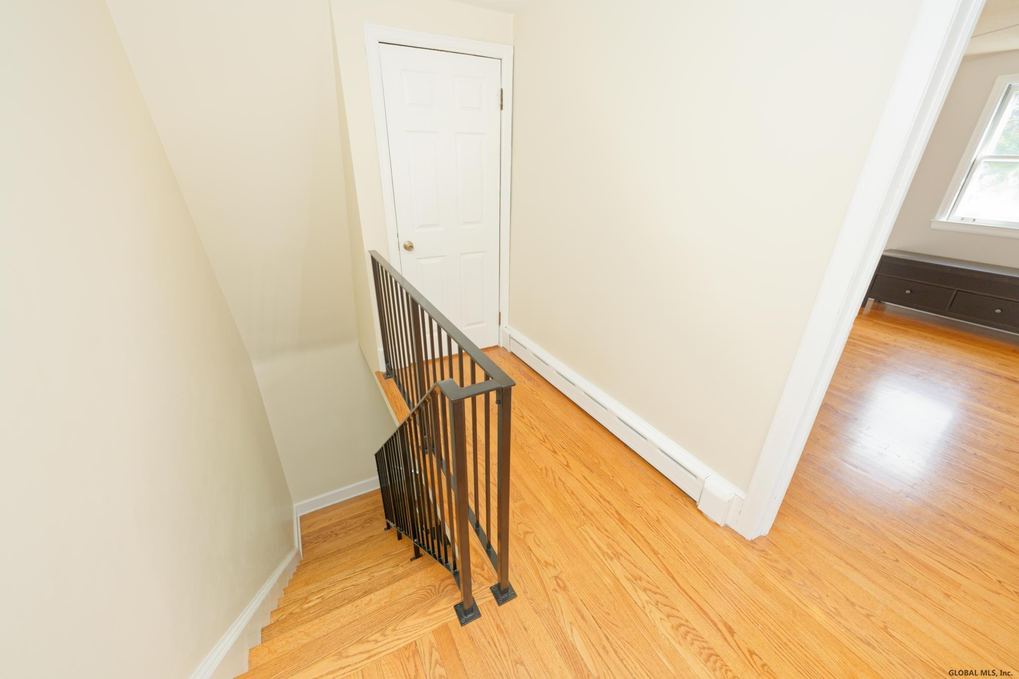 1043 Loudon Road Cohoes, NY 12047 - Photo 21 of 41 Photo 27