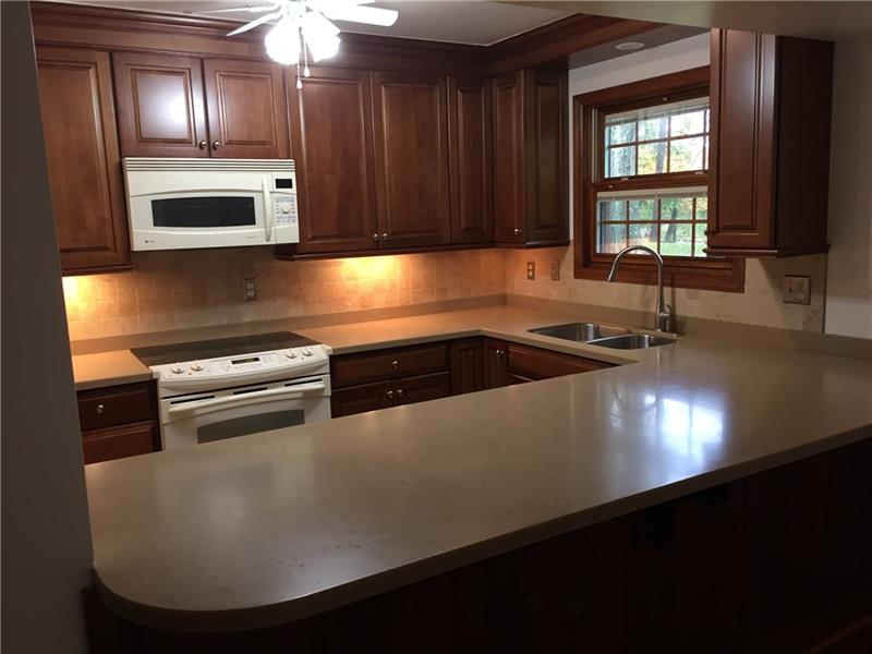 1001 Rutledge Drive Pittsburgh, PA 15241 - Photo 6 of 22 Gallery Image 6