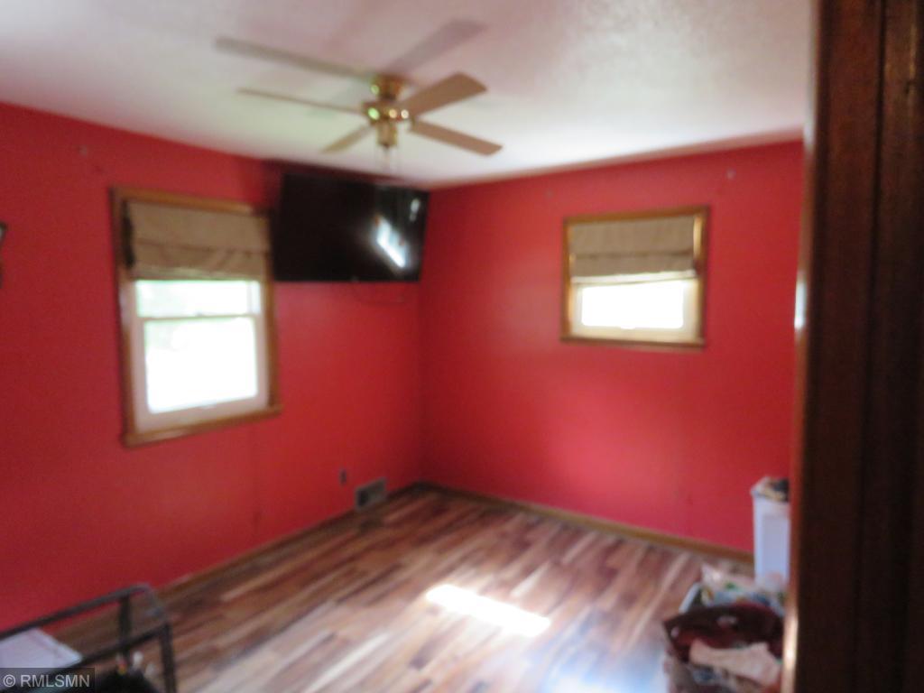 8942 Ivy Road St. Cloud, MN 56301 - Photo 8 of 24 Gallery Image 8