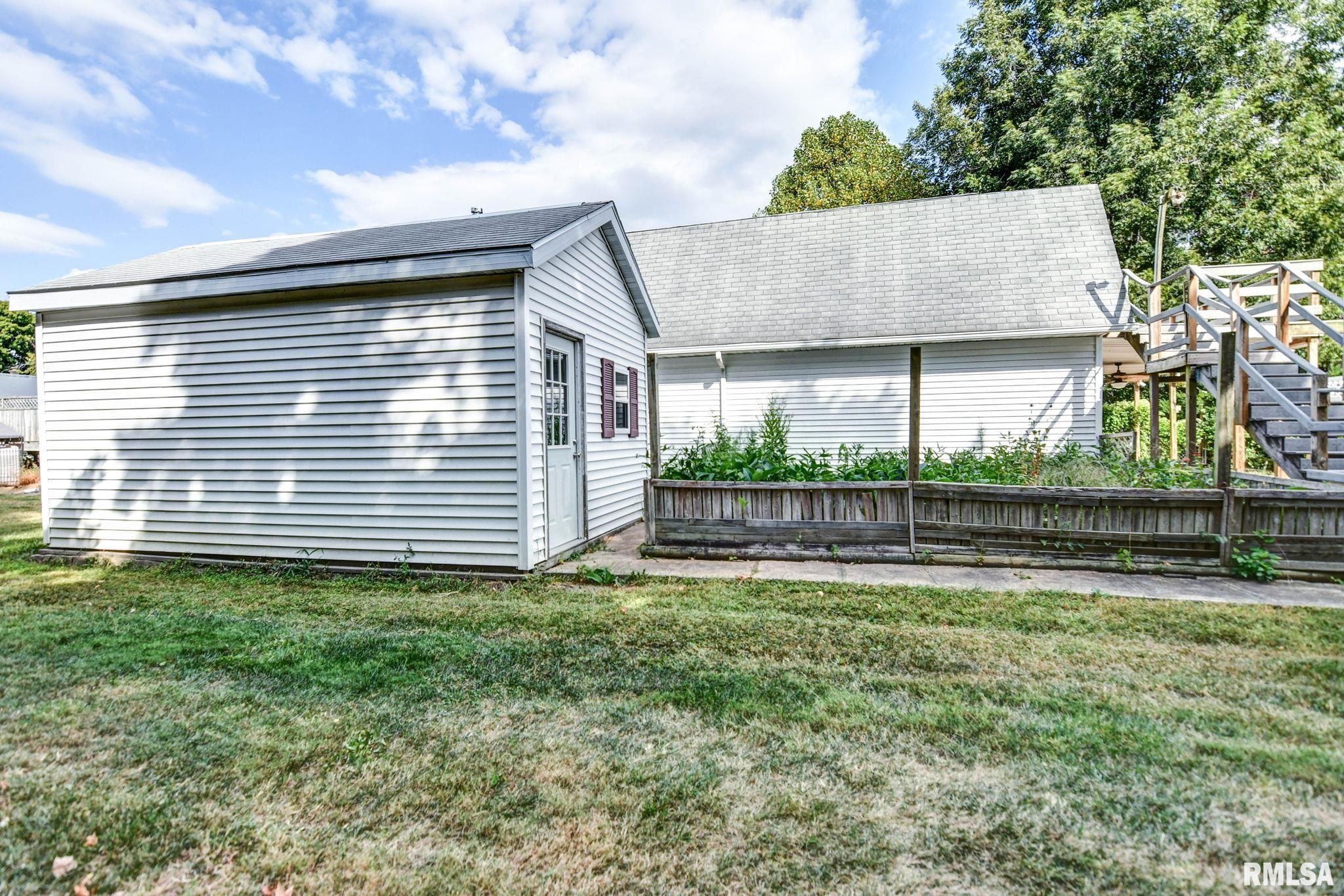 507 North Spruce Street Nokomis, IL 62075 - Photo 15 of 78