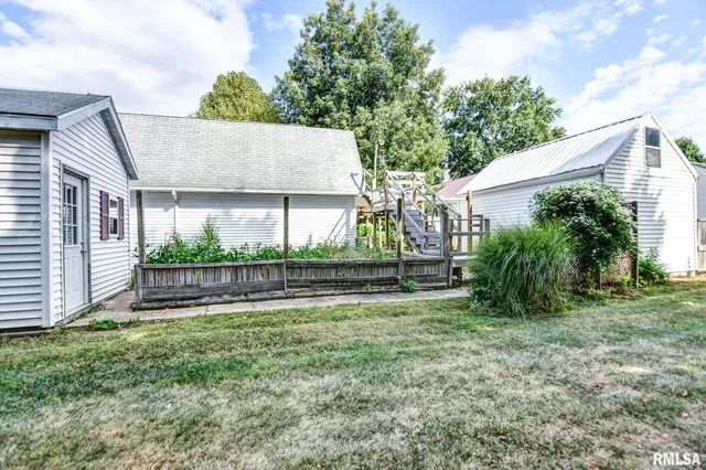 $239,900 | 507 North Spruce Street, Nokomis, IL 62075