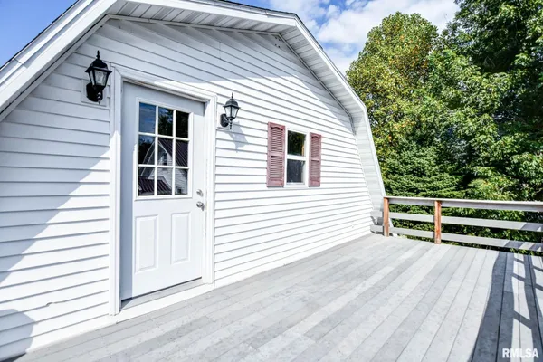 $209,900 | 507 North Spruce Street, Nokomis, IL 62075