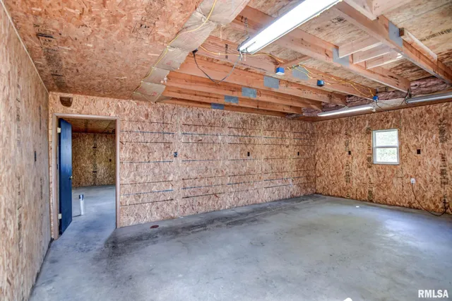 $239,900 | 507 North Spruce Street, Nokomis, IL 62075